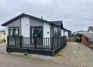 Photo 1- click for photo gallery